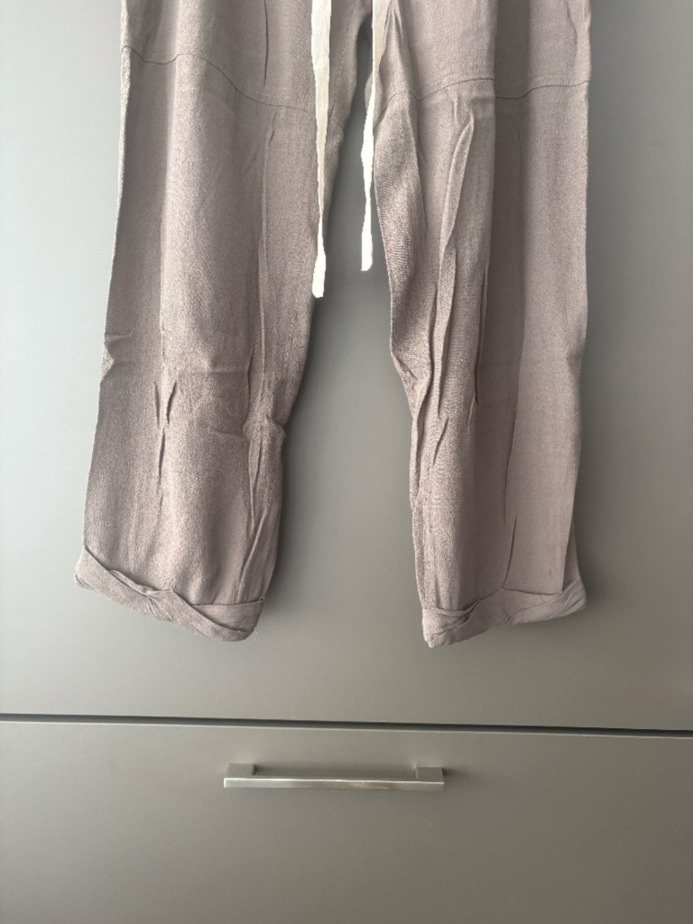 Aritzia Wilfrid Allant Pant in Light Brown Flowwy Pant Tailored Pant - Picture 2 of 16